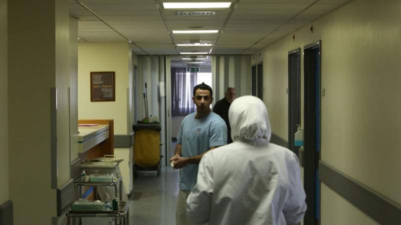 موظفو المستشفيات الحكومية: لدفع الرواتب في موعدها وإلا التصعيد