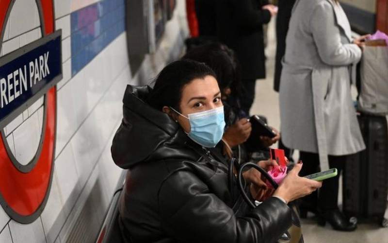 بريطانيا ترفض تخفيف إجراءات العزل