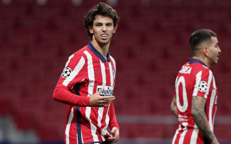 15 لاعبا أصيبوا بالعدوى.. كورونا يفتك بأتلتيكو مدريد