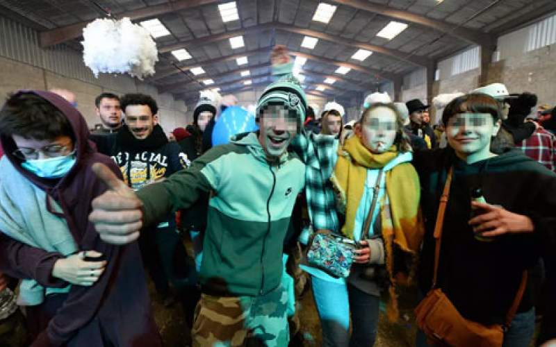 فرنسا تحقق مع منظم حفلة غير قانونية ضمت 2400 شخص ليلة رأس السنة