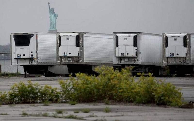 مشرحة الشاحنات لتخزين جثث ضحايا كورونا في نيويورك