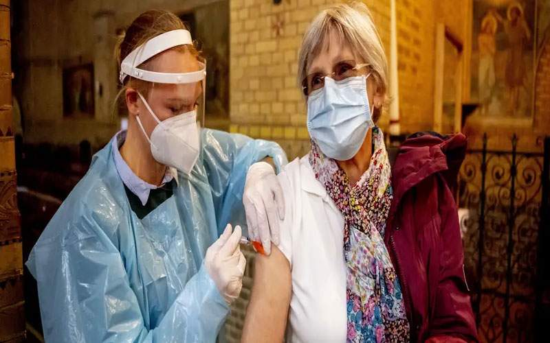 ألمانيا: مناشدات جديدة لأخذ اللقاح ضد كورونا والانفلونزا