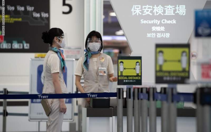 اليابان توقف تأشيرات الدخول لجميع الأجانب 