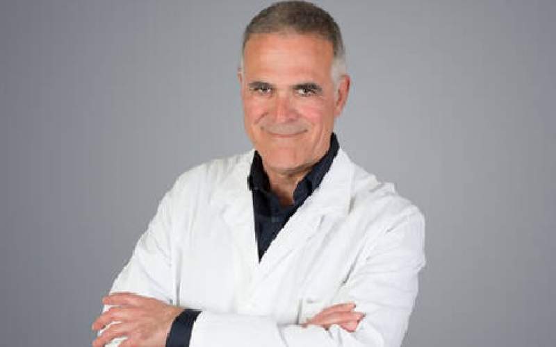 طبيب إيطالي أعلن انتهاء كورونا فأثار الغضب