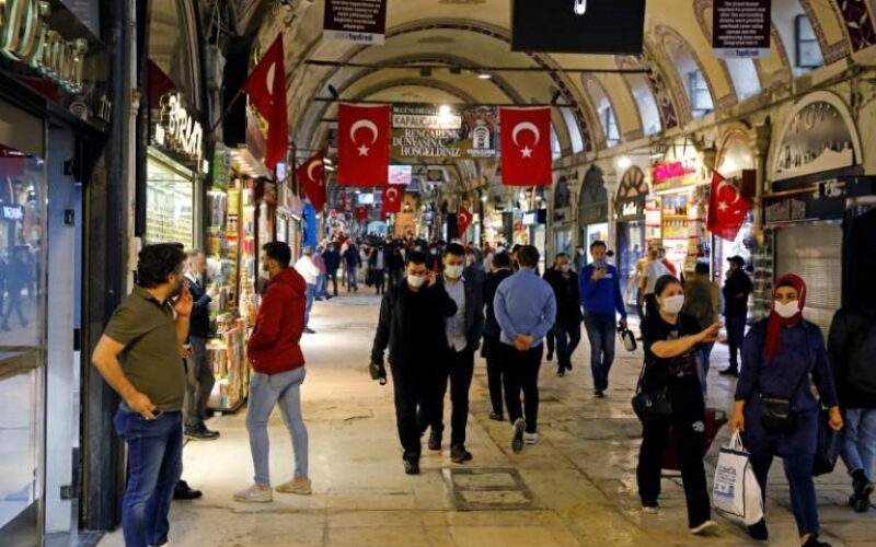 قفزة إصابات كورونا في تركيا تكشف خداع الحكومة لأشهر
