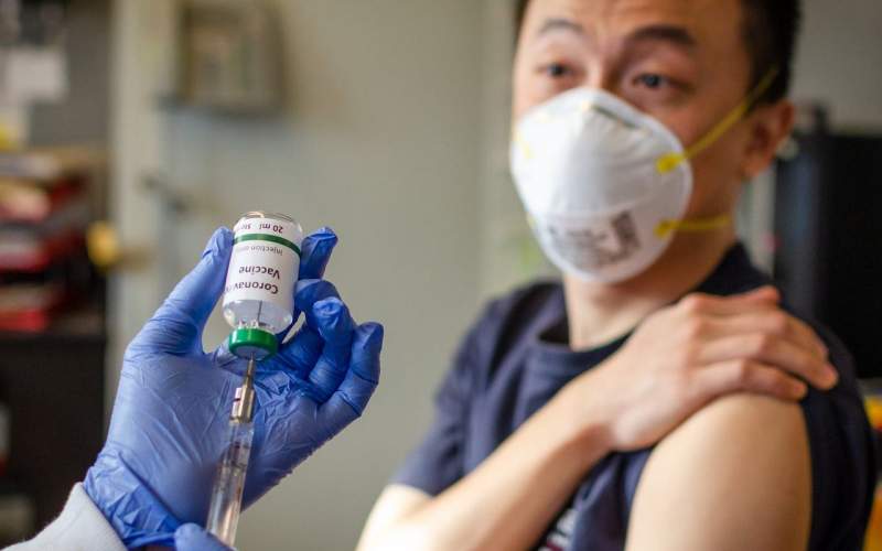 لا إصابة بين الآلاف ممن تلقوا اللقاح الصيني وسافروا