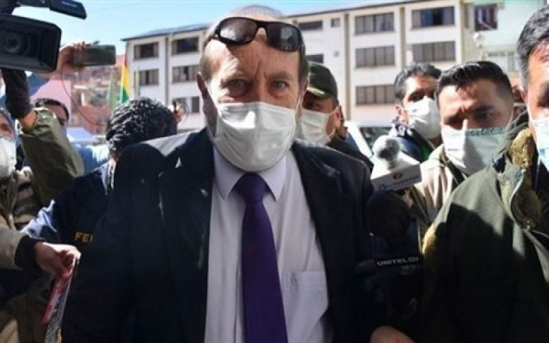 صفقة أجهزة التنفس الاصطناعي تطيح بوزير الصحة البوليفي