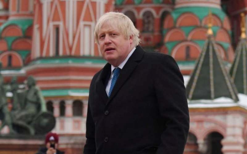 جونسون يغادر المستشفى .. ويستكمل تعافيه في الأرياف