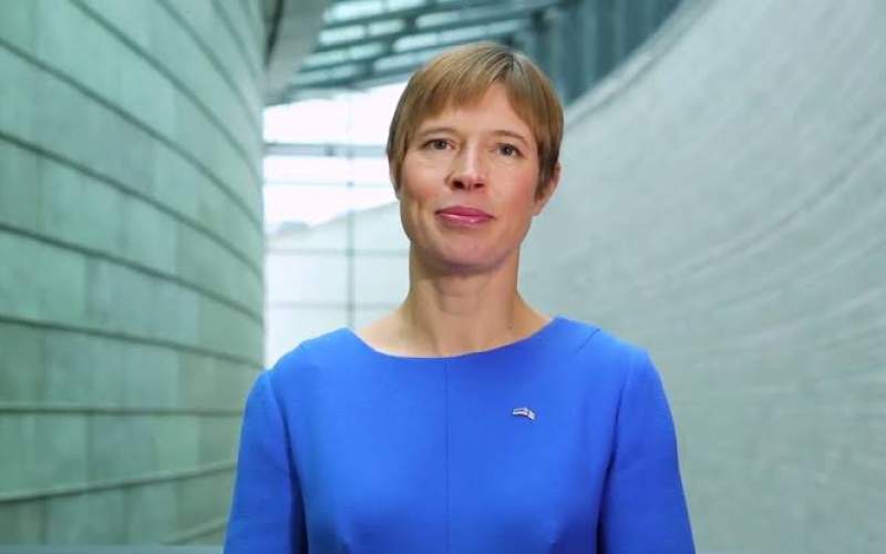 رئيسة إستونيا ورئيس حكومتها يخضعان للحجر الصحي إثر مخالطتهما مصابا بكورونا