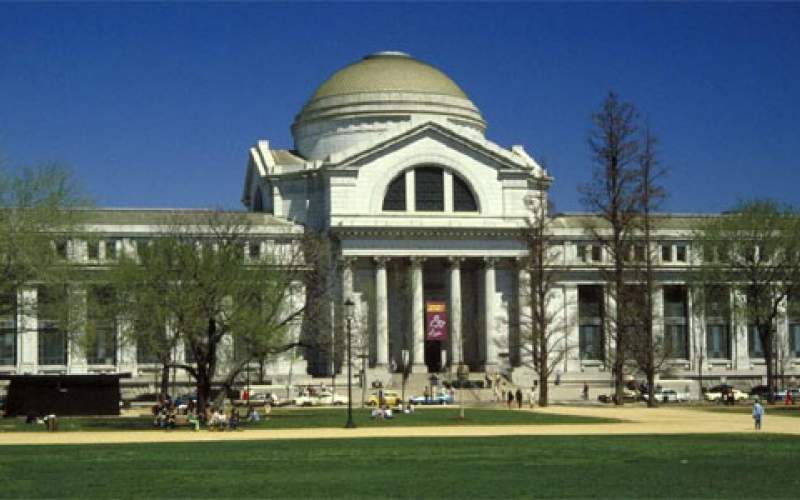 كورونا يعيد إغلاق متاحف واشنطن من جديد