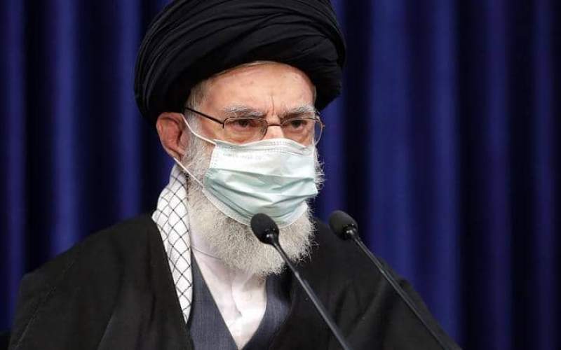 الامام الخامنئي يمنع استيراد لقاحات كورونا من بريطانيا وأميركا: نسير نحو صناعة اللّقاح