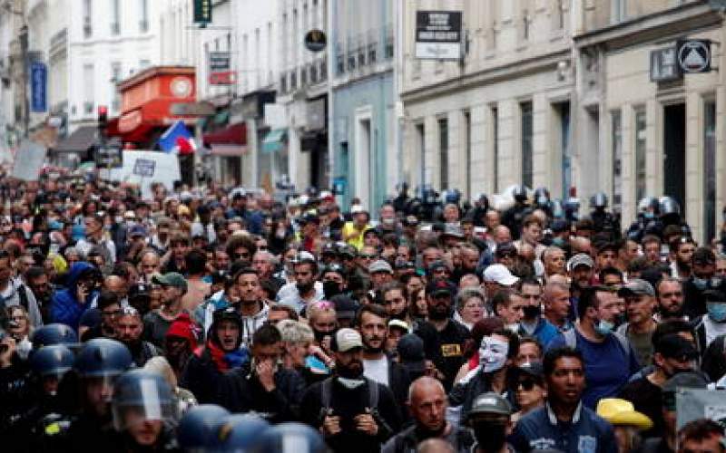 أكثر من 40 ألف متظاهر في فرنسا ضد شهادة تلقي لقاح كورونا