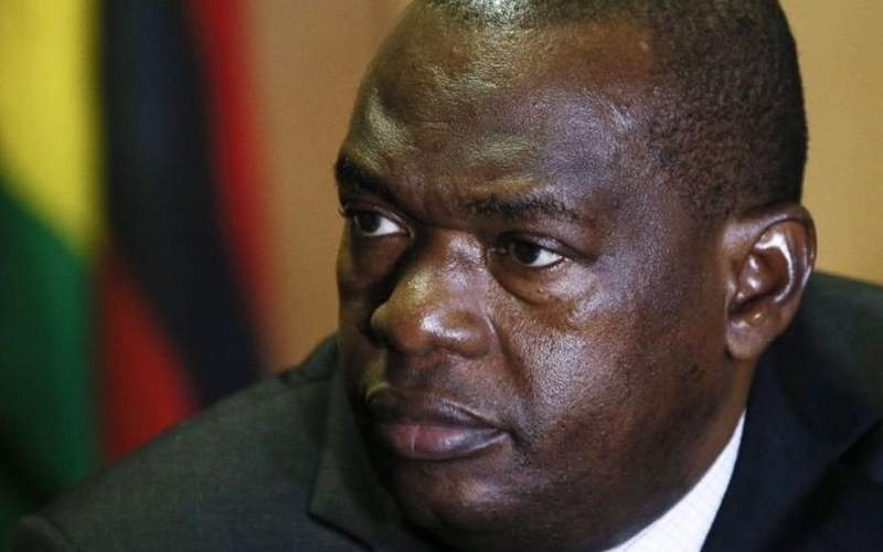 وفاة وزير خارجية زيمبابوي بكورونا