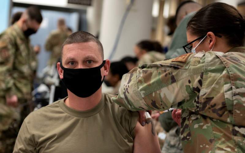 القوات الأمريكية في كوريا الجنوبية تتلقى أول جرعات من لقاح كورونا