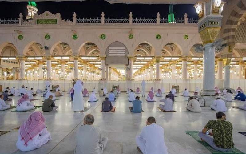 السعودية تبدأ المرحلة الثانية من العودة للعمرة والزيارة