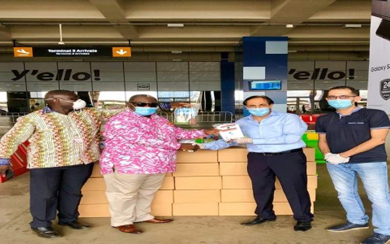 خير مستقبلاً ومودعاً في مطار أكرا