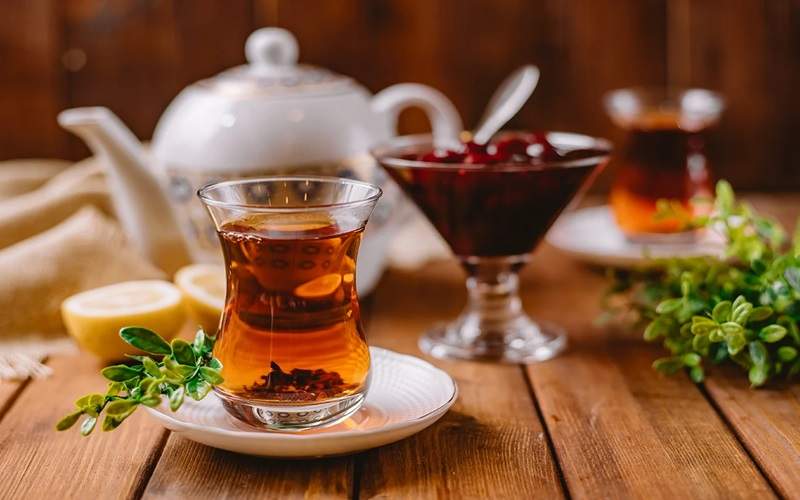 دراسة: الشاي يساعد في مكافحة فيروس كورونا