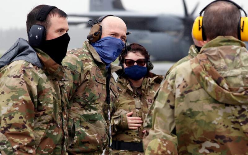 كورونا يتفشى في قاعدة عسكرية أمريكية باليابان.. وطوكيو ترفع مستوى التحذير إلى أعلى درجة