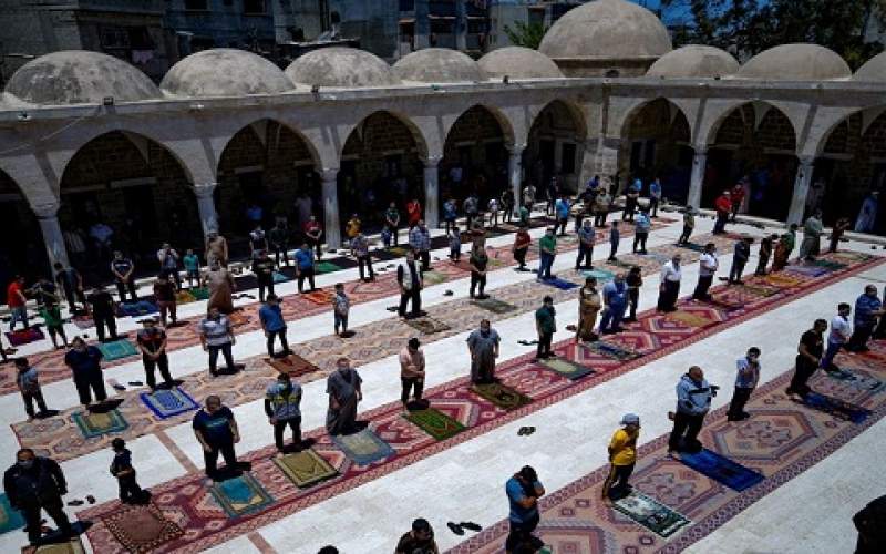 قطاع غزة يعيد فتح المساجد بشكل كامل بعد إغلاقها بسبب الفيروس