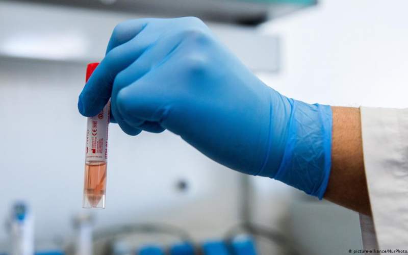 الصحة العالمية تجيب على السؤال الأهم.. متى يحصل الأصحاء على لقاح كورونا؟