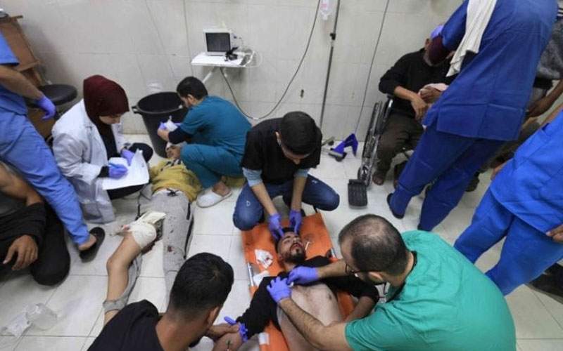 متحدثة أممية تروي شهادتها عن “مذبحة كاملة” بمستشفى الأقصى في غزة