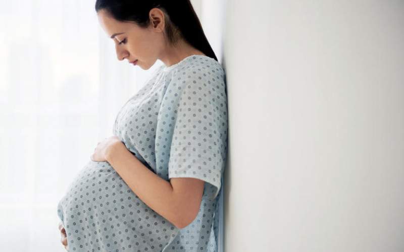 كورونا والنساء الحوامل.. دراسة تحذر