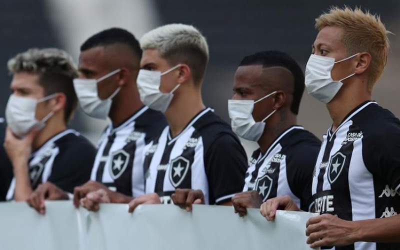 لاعبو كرة القدم في البرازيل: حياتنا في خطر