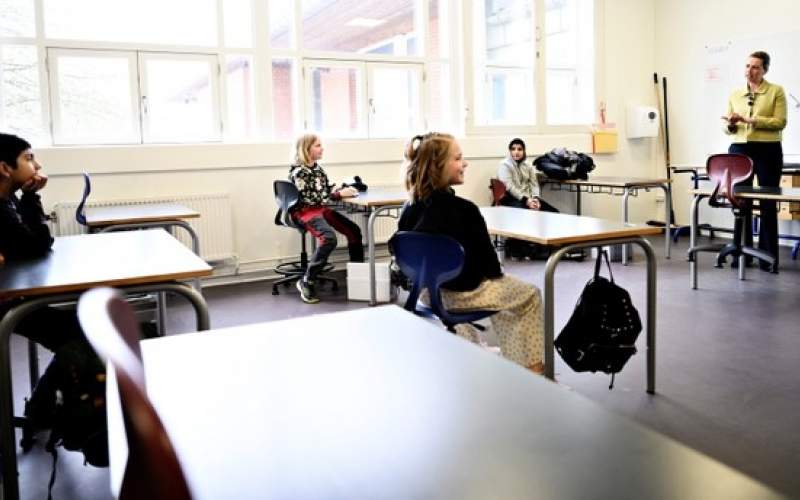 تلاميذ الدانمارك يعودون للمدارس