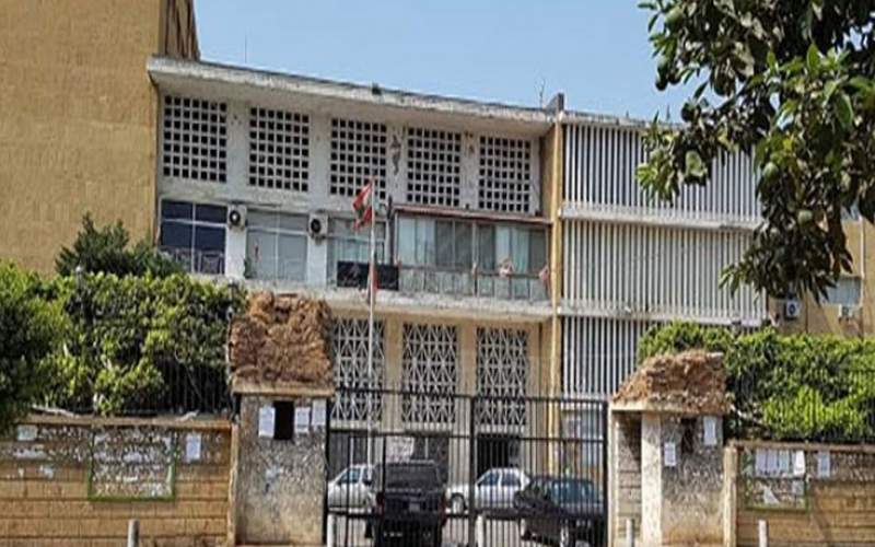 اجراء فحص الـ PCR للموظفين في نفوس سرايا طرابلس ومخالطين لمختار مصاب