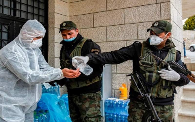 في ظل تزايد الإصابات بالفيروس.. السلطة الفلسطينية اعلنت إغلاق مدن الضفة الغربية المحتلة 