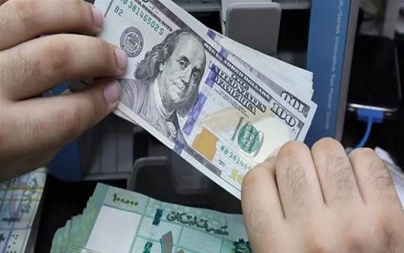 مضاربات «الدولار المصرفي» تزيد التداول بالشيكات